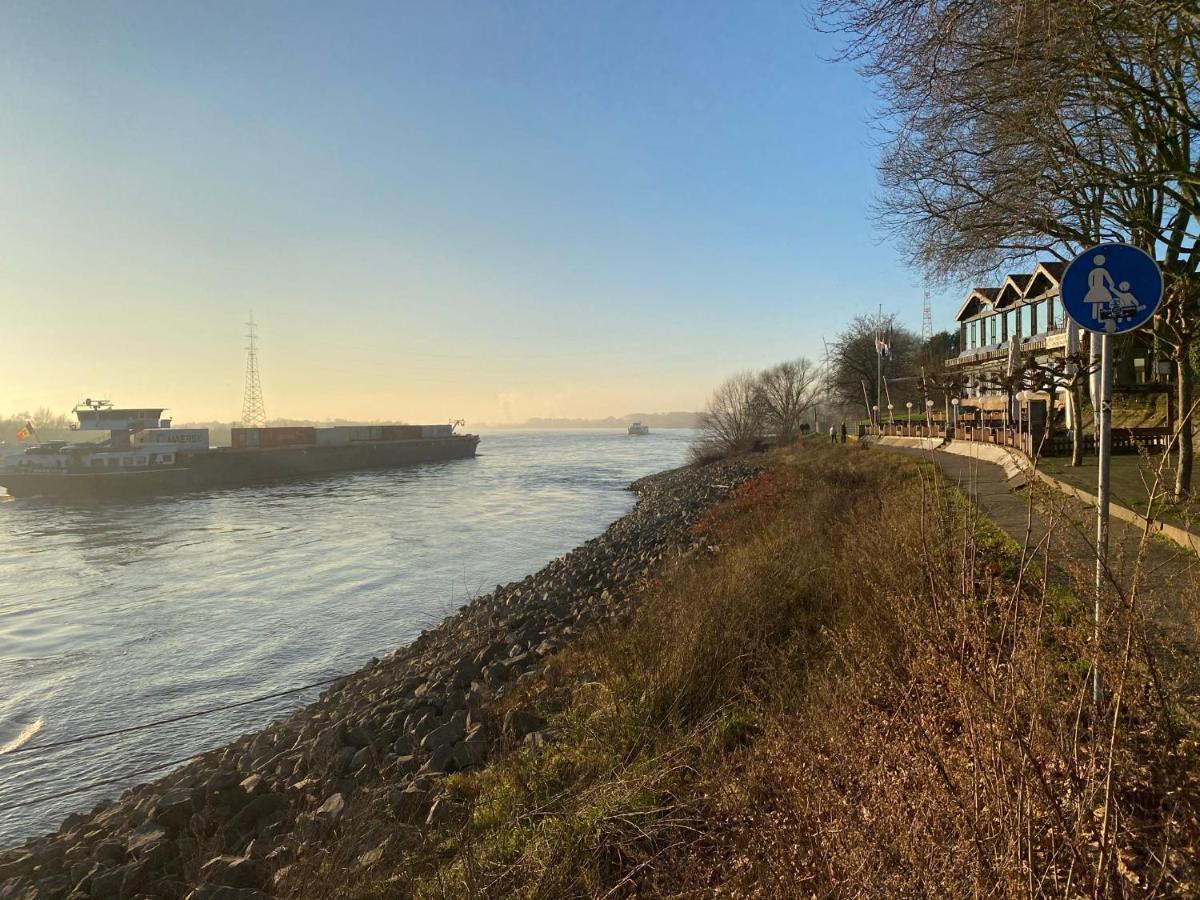 Wohnen Direkt An Der Rheinpromenade Mit Whirlpool Und Sauna Gotterswickerhamm Buitenkant foto